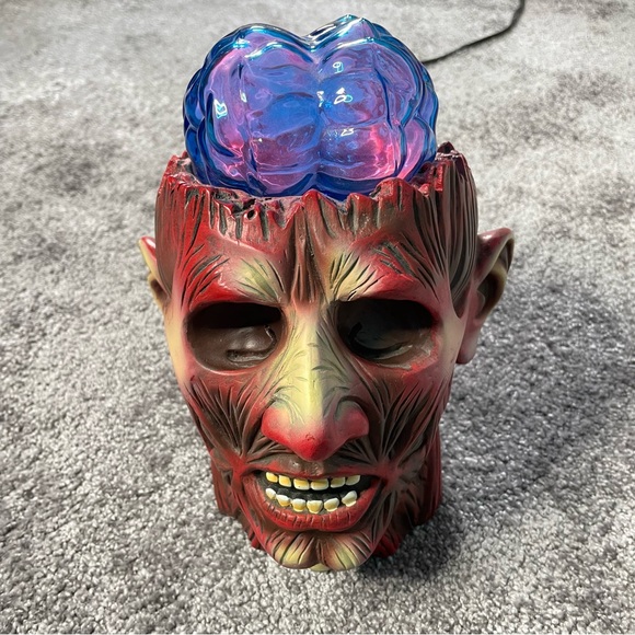 Lobotomy Electra Plasma Lamp Zombie Head LumiSource Inc. Works Perfectly - Picture 9 of 12